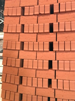 Кирпич полнотелый одинарный М-125 Мстера