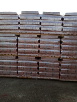 Кирпич полнотелый полуторный (1,4 NF) с тех.пустотами М-200 Мстера