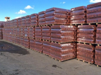 Кирпич полнотелый одинарный с тех.пустотами М-200 Мстера